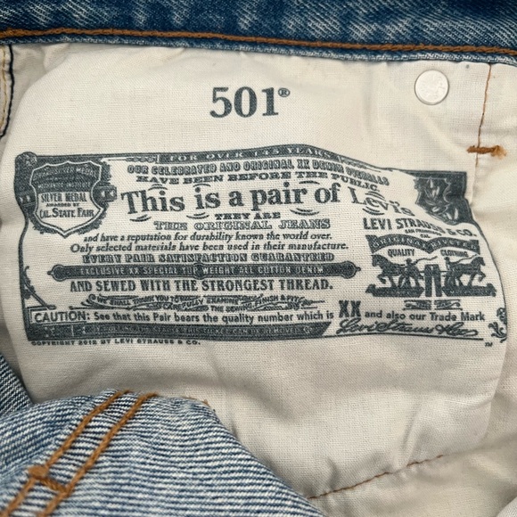 Jeans Levis 501 taille 29 - Picture 5 of 5